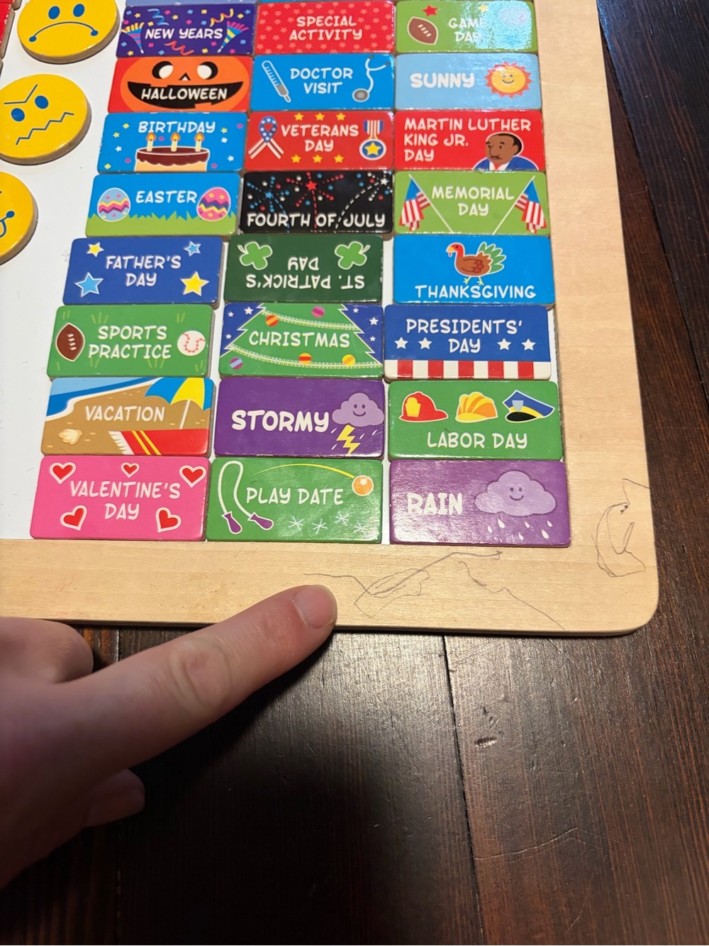 Melissa & Doug My Daily Calendar - Preschool Educational Calendar days, weather - Picture 2 of 6